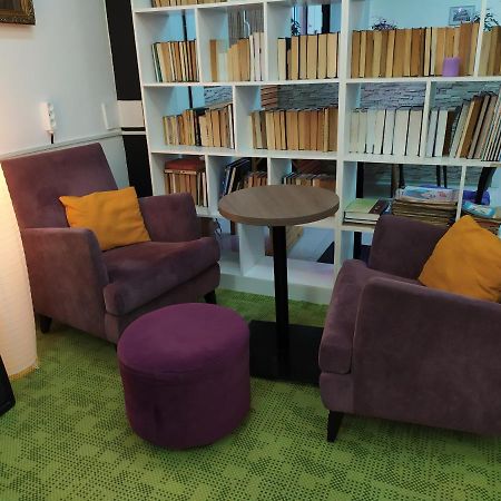 Хостел 689Capsulehotel&Coffee Ałma Ata Zewnętrze zdjęcie